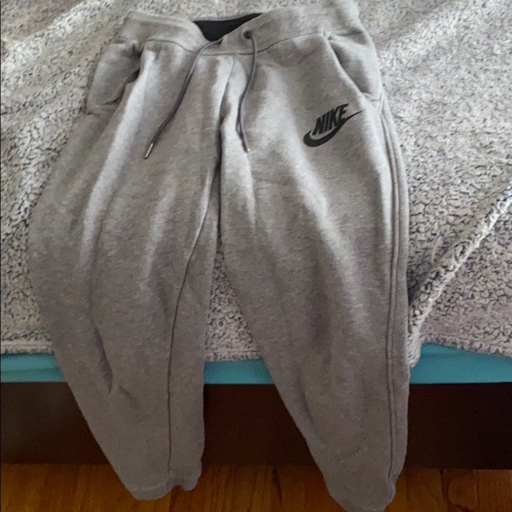 Grey Nike sweatpants